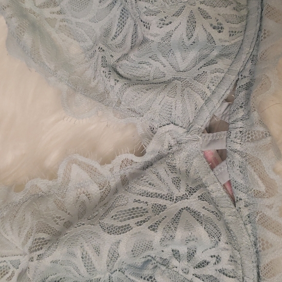 Victoria's Secret PINK Unlined Lace Bralette - Picture 2 of 13